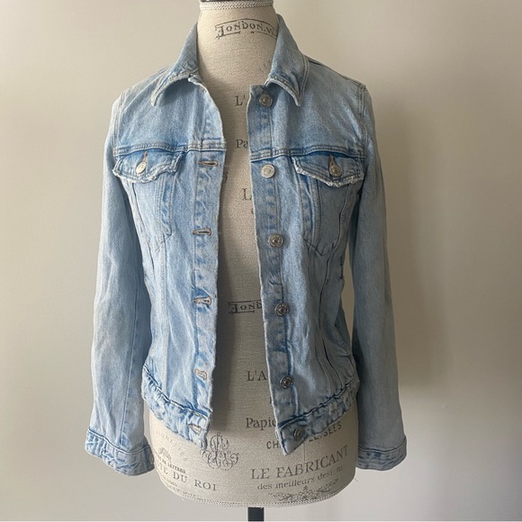 ZARA Denim Jacket - Picture 1 of 8